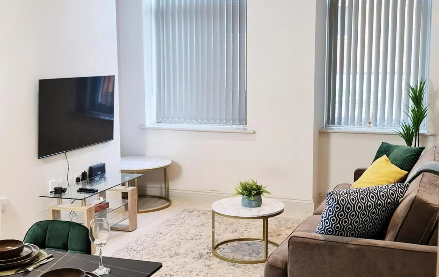 Charming 1-Bed Apartment In Leeds